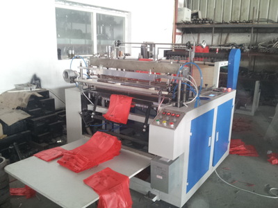 【廠家直銷供應優(yōu)質(zhì)【單排】熱封熱切背心袋制袋機 整套需配沖口機】價格,廠家,圖片,塑料制袋機械,瑞安市云江塑料機械-