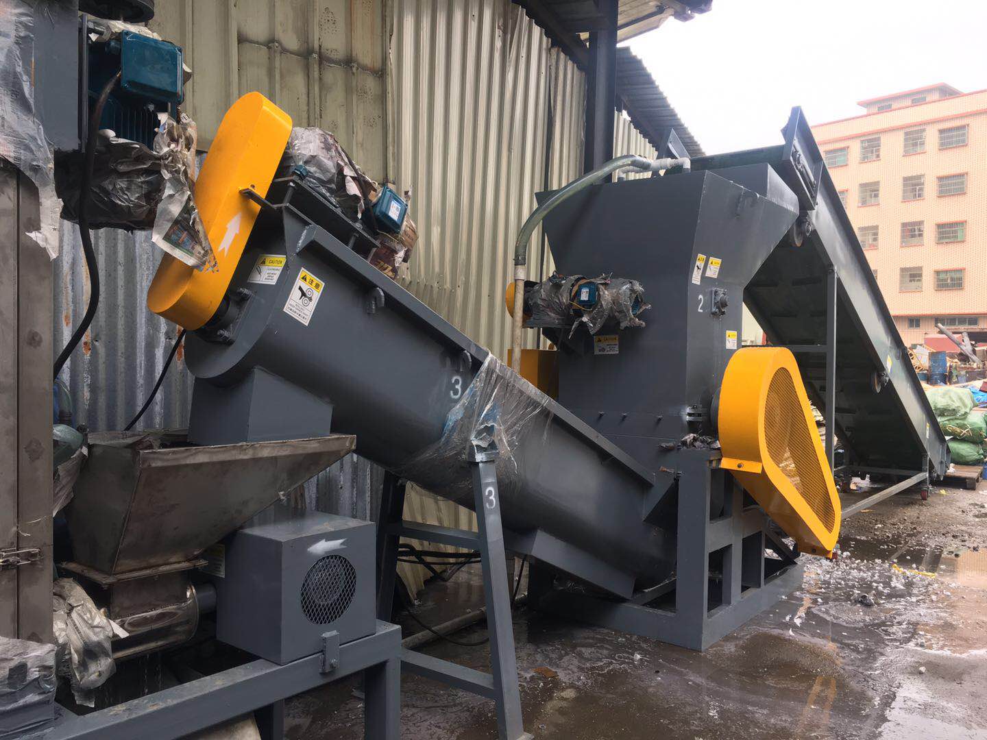 【危廢醫療塑料破碎清洗線廠家供應硅橡膠分選機東莞重源塑料機械】